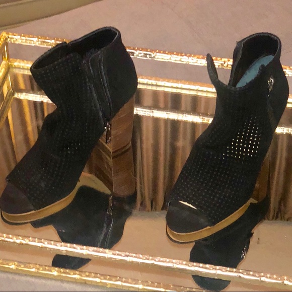 Jessica Simpson slouchy Peep toe booties 5 1/2 - Picture 3 of 6